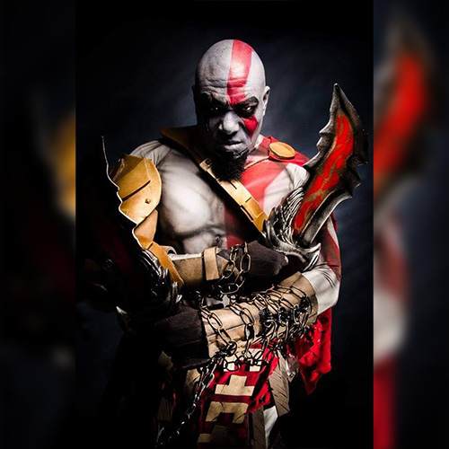 hotograph of Knightmage cosplaying as Rag from God of War